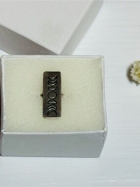 Sterling Silver Moon Phase Bar Ring - Silver Tone